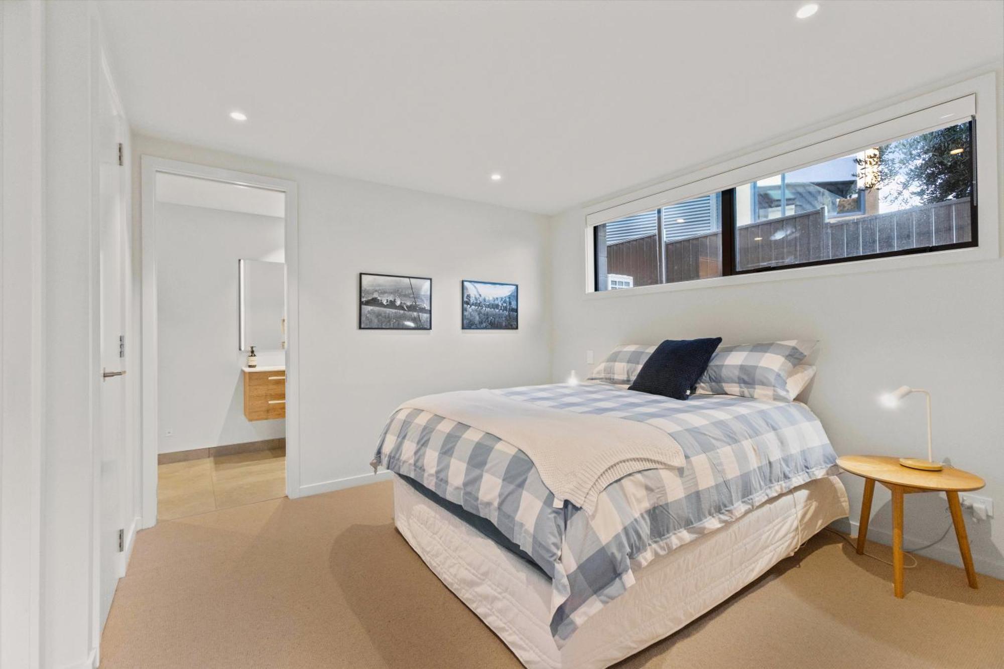 Guest House With Mountain Views Wanaka Extérieur photo