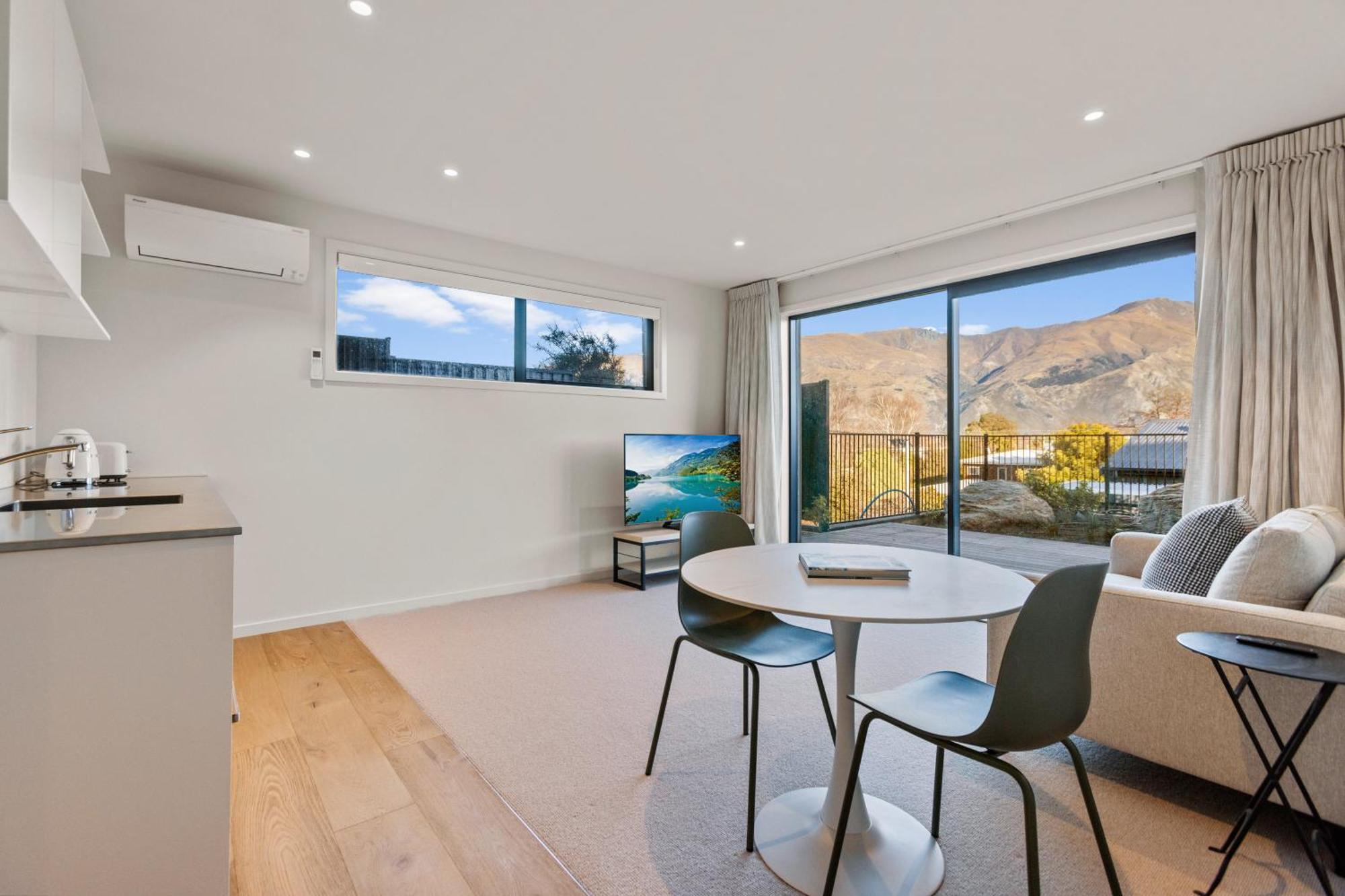 Guest House With Mountain Views Wanaka Extérieur photo